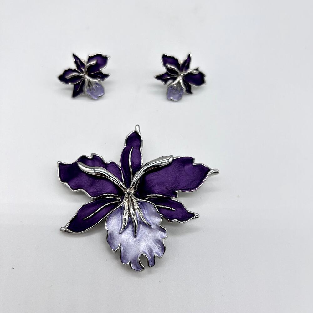 Vintage Orchid Brooch Pierced Earring Set Purple Matching Costume Jewelry Floral
